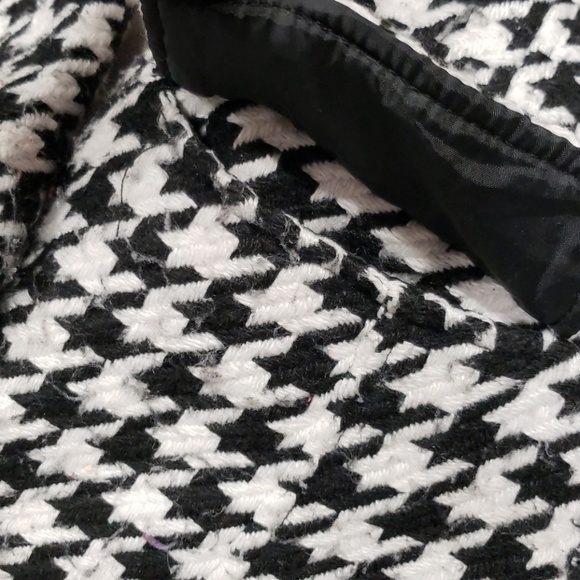 Girls small Blk & Wht pea coat - Picture 3 of 4